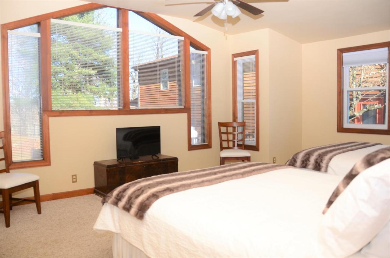 רואנוק Bent Mountain Lodge מראה חיצוני תמונה