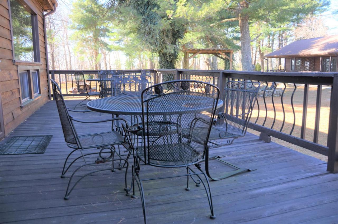 רואנוק Bent Mountain Lodge מראה חיצוני תמונה