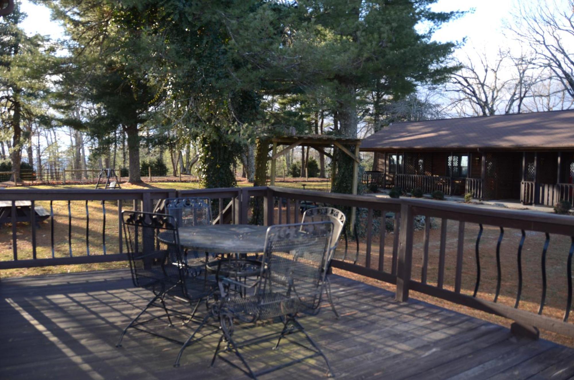 רואנוק Bent Mountain Lodge מראה חיצוני תמונה