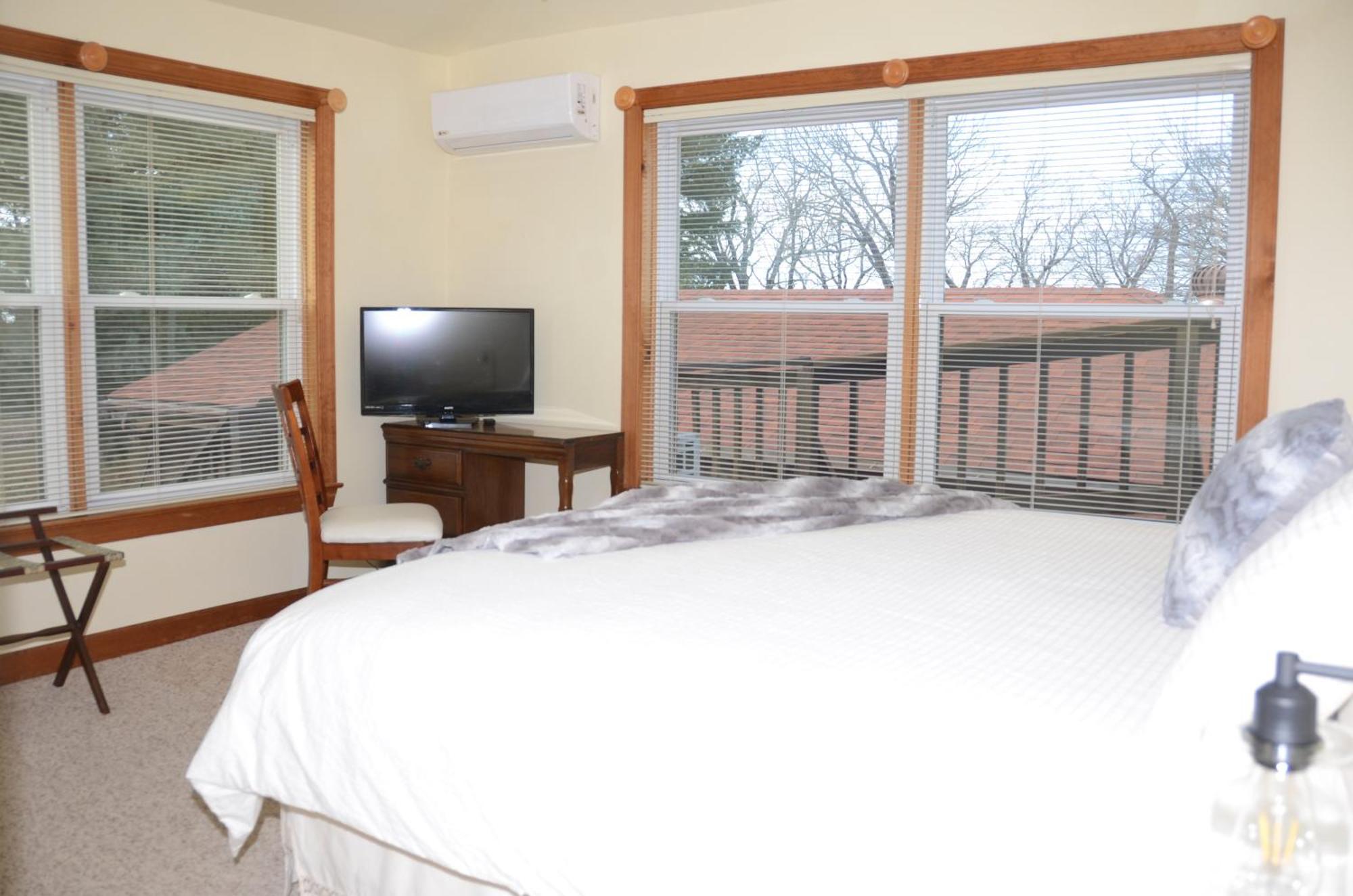 רואנוק Bent Mountain Lodge מראה חיצוני תמונה
